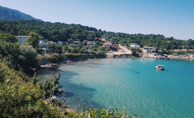 Boyabağı Koyu: Karaburun'un Nadide Keyif Noktalarından Biri