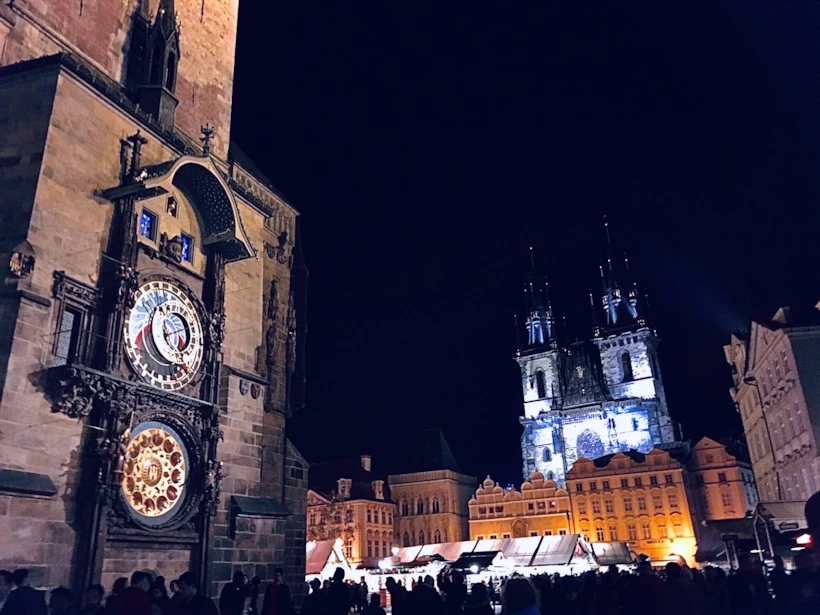 Astronomik Saat, Prag
