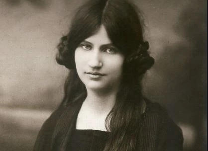 Jeanne Hebuterne