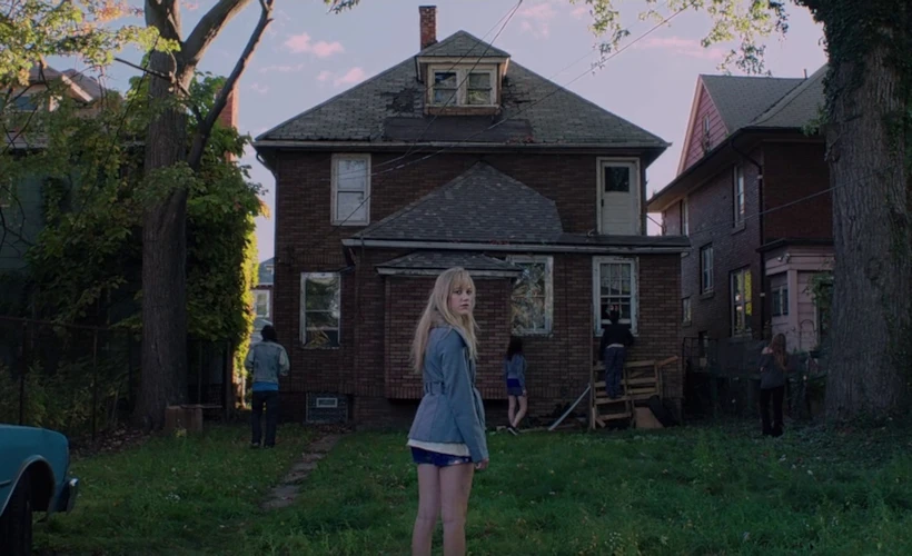It Follows: Peşimizdeki Şeytanlar ve Travmalar