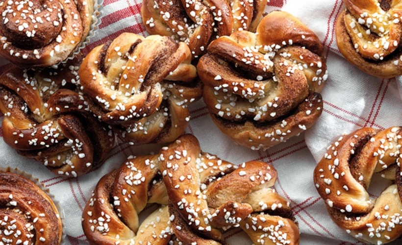 Kanelbullar: Kuzey Avrupa'nın Geleneksel Tarçınlı Çöreği