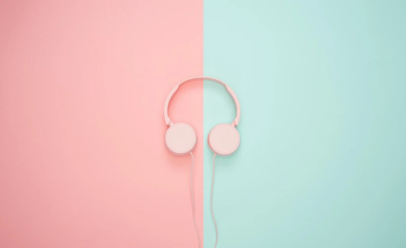 Podcastler: Neden Popüler ve Hangilerini Dinleyelim?