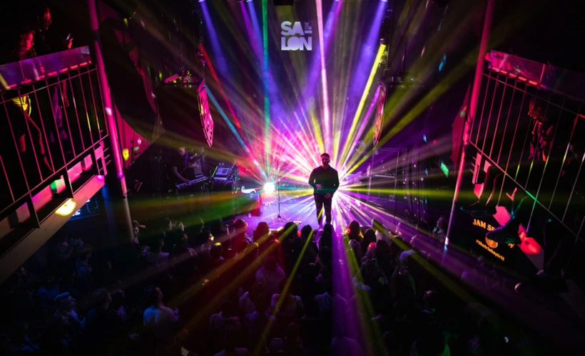Jam Session Salon İKSV'de: Müziğin Birleştiren Gücü Evinizde