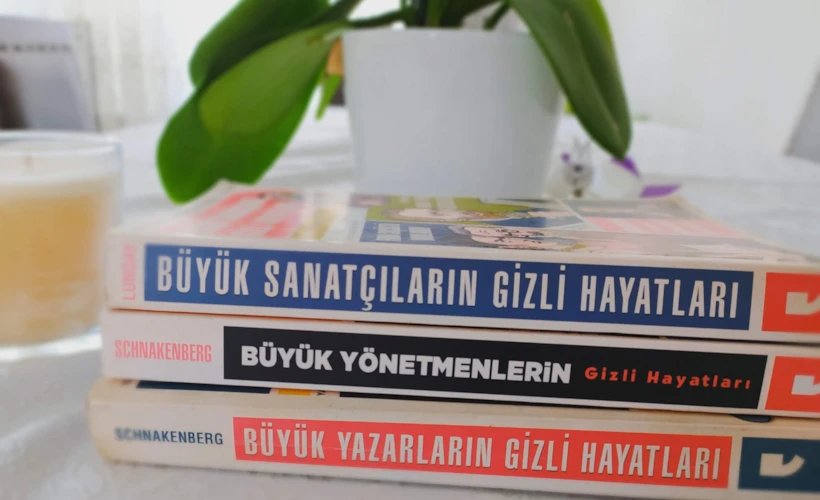 Gizli Hayatlar: Domingo Yayınevi’nden Bir Seri