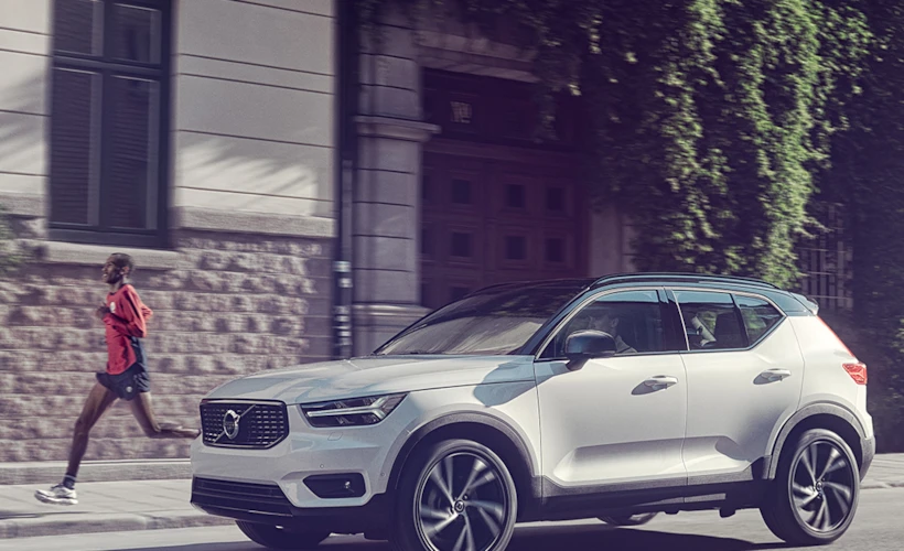Şehirde Daha Güvenli Yollar: Volvo XC40 ile Mümkün