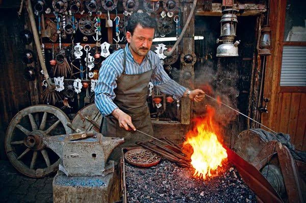 Demirciler Çarşısı