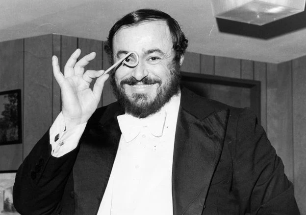 italys-treasures_-luciano-pavarotti