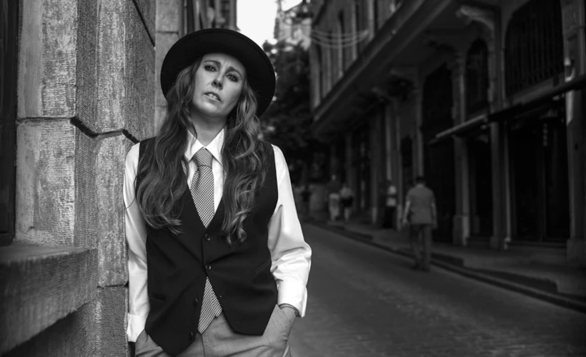 Ayten Alpün: Çabasızca Kendi Olan Bir Youtube Kanalı