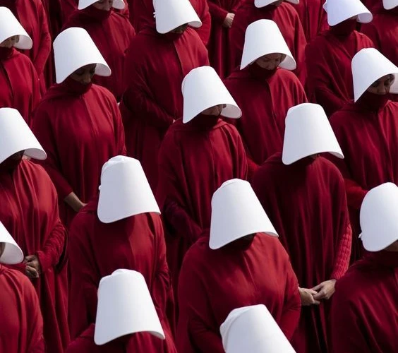 The Handmaid’s Tale: Bir Kitap ve Dizi Karşılaştırması