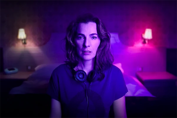 Losing Alice: Giderek Tuhaflaşan Bir Psikolojik Gerilim Dizisi