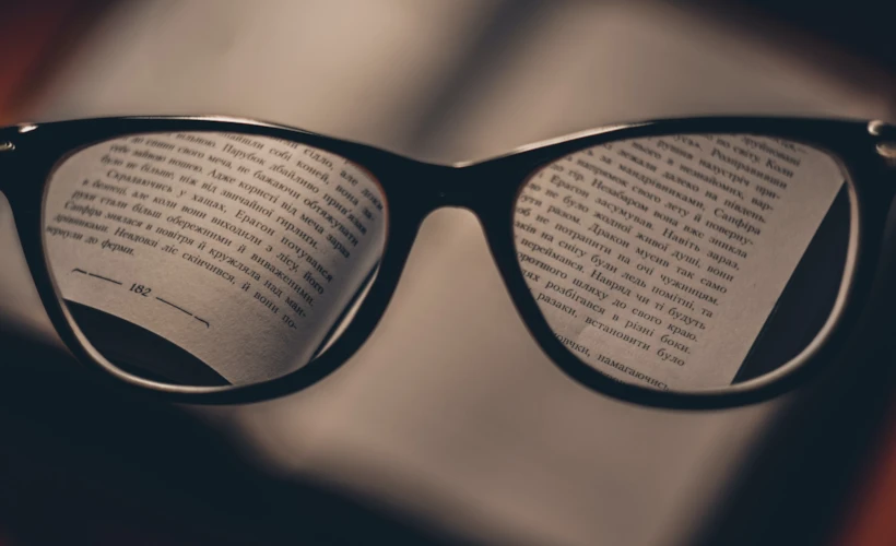 Sistem ve Toplumu Eleştiren 10 Kitap: Candide'den Dava'ya