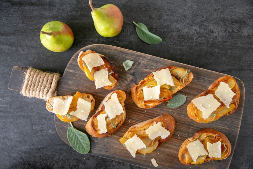 meyveli atıştırmalıklar - bruschetta