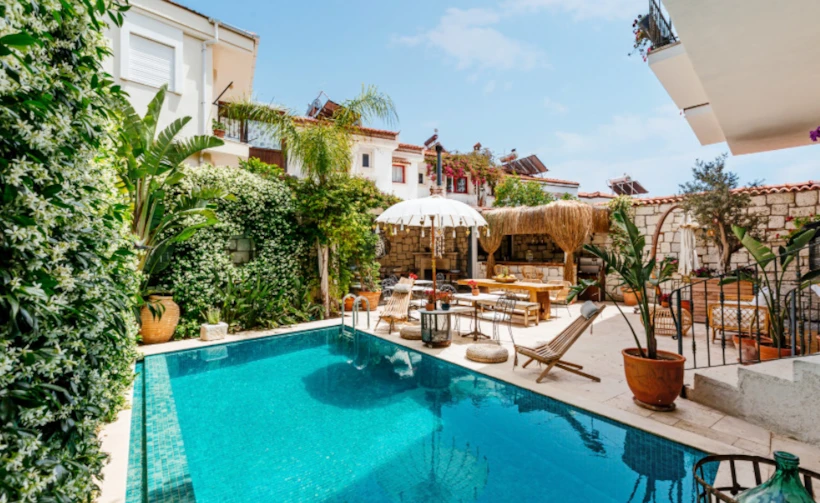 Alachi Hotel 