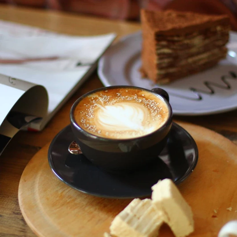 Loccake Cafe & Cakes