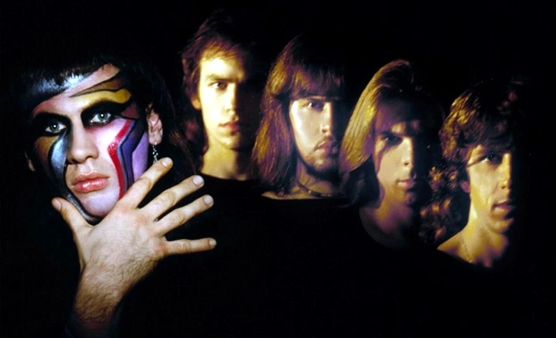 Marillion: Adını Tolkien'in Romanından Alan Progressive Grup