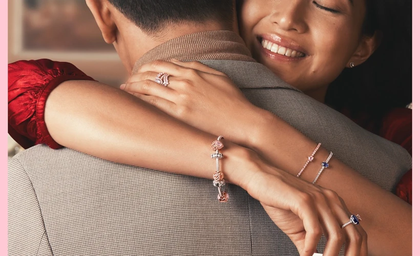 Pandora Timeless: Yılbaşı Hediyelerini Daha Özel Kılın