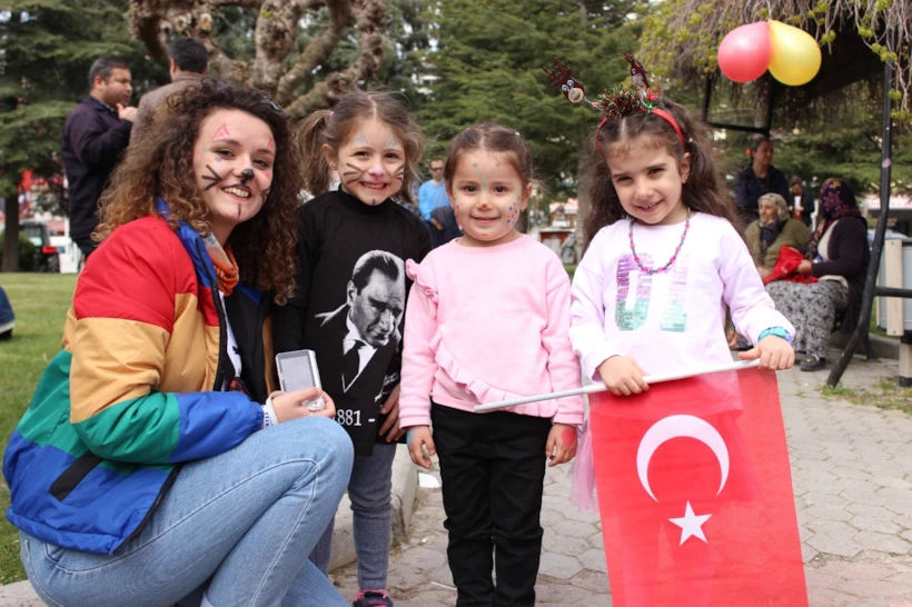 Ateş Böceği Derneği Basın Medya Koordinatörü Burcu Aydın
