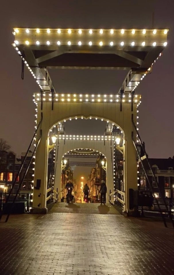 Amsterdam Gezi Durakları