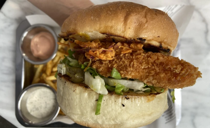 Catchy BBQ: Kadıköy’de Tütsülenmiş Etin Yeni Adresi