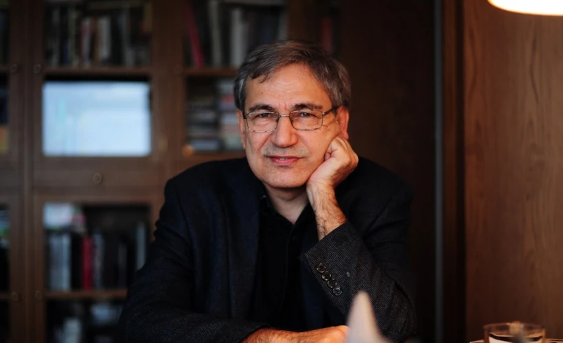Postmodernizm Üzerinden: Orhan Pamuk’u Anlamak