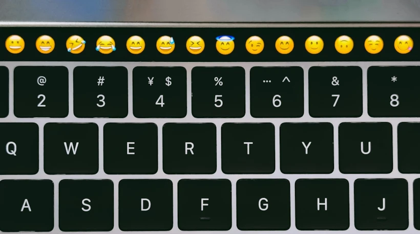 Emojiler