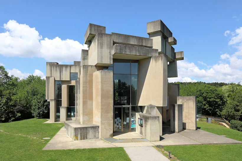 Brütalist Mimari 