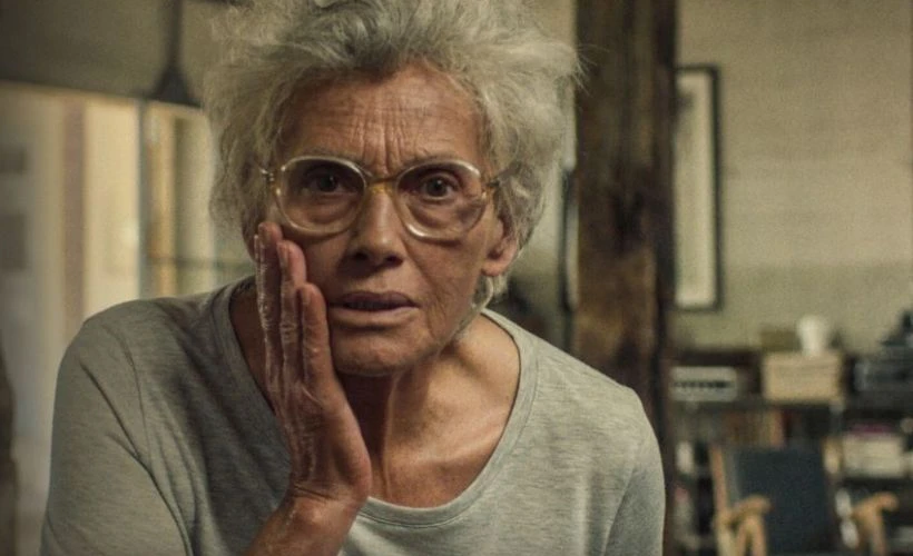Cici: Berkun Oya'dan Duygu Yüklü Bir Aile Hikayesi