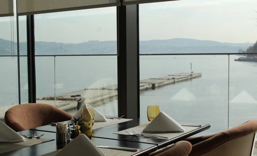 The Grand Tarabya’da Brunch: Lezzet, Manzara ve Caz