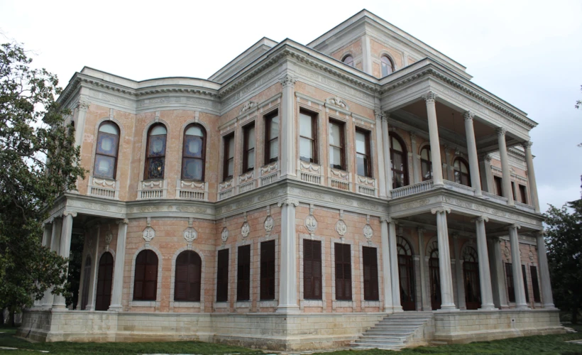 Beykoz Mecidiye Kasrı: Boğaziçi’nde Bir Serdab Köşkü