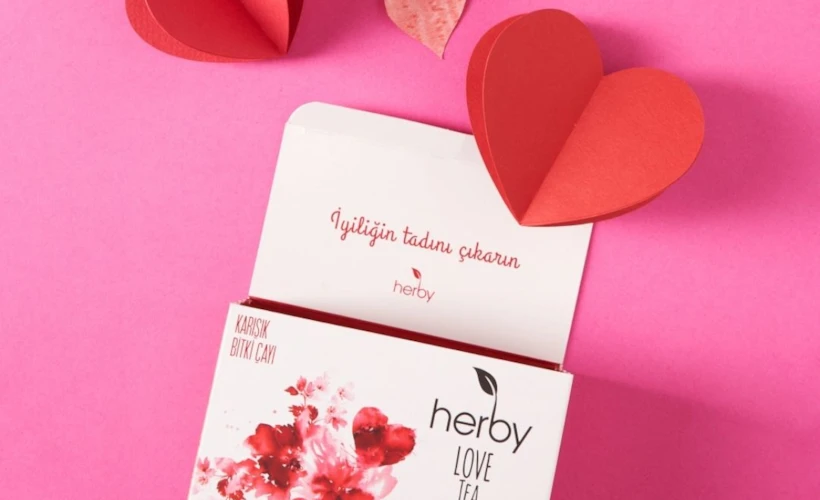 <strong>Yeni Herby Love Tea: Aşkın Tarifi Olur Mu?</strong>