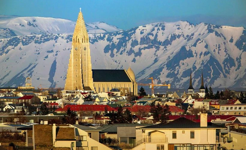 Reykjavik: İzlanda'nın Masalsı Şehrine Doğru