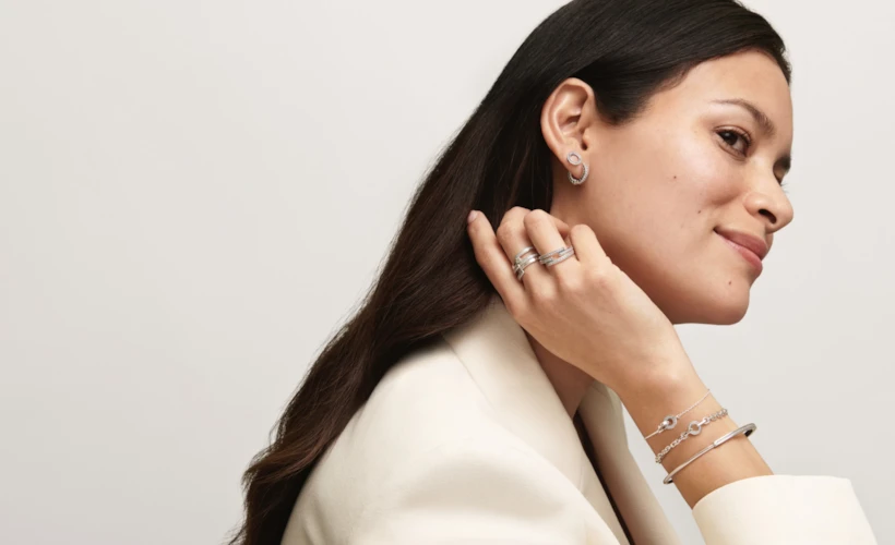 Minimalist ve Sofistike: Pandora Signature Koleksiyonu