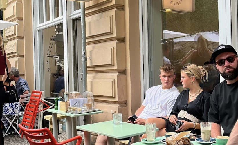 44 Brekkie: Berlin'de Egg Drop'un Adresi