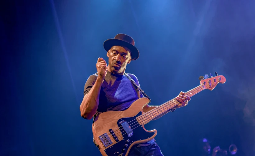 Marcus Miller: Basın Efendisi Mercek Altında