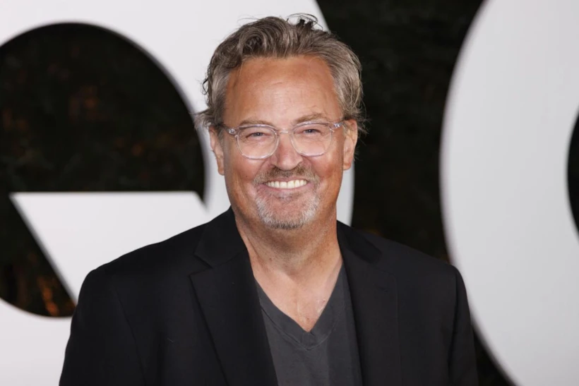 matthew-perry-chandler-bing-friends
