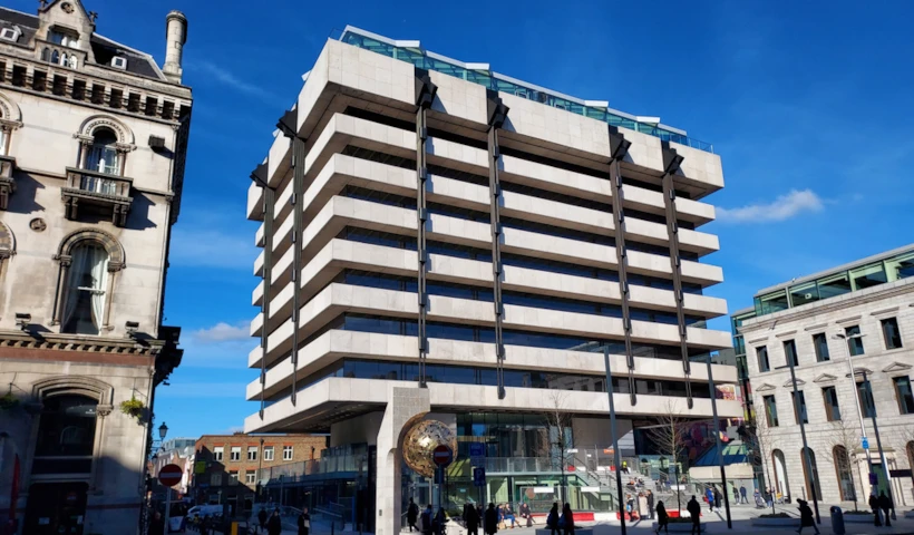 modern mimari - central plaza