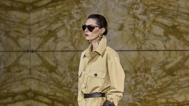 Fashion Week Fırtınasında: “Gerçek Kıyafet” Sendromu