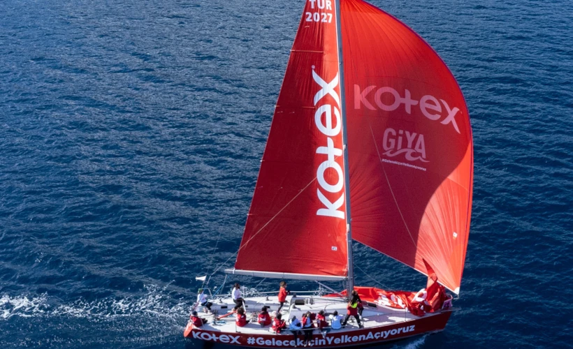 Kotex ile Denizde Yüz Kadın: Hayallerimizi Umuda Dönüştüren Belgesel