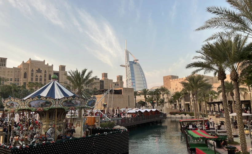 Dubai’de Noel Pazarları: Farklı Bir Yılbaşı Deneyimi