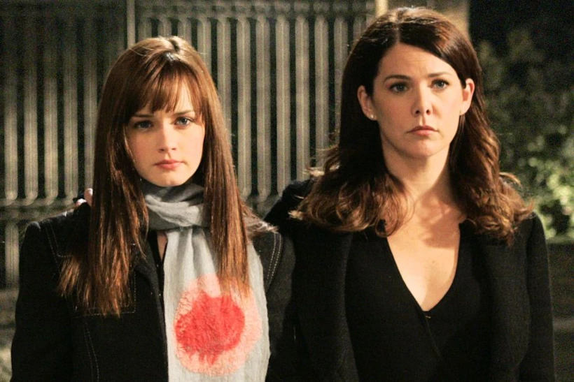 bd051b12673aae6da9d488e767ac8f5463-22-gilmore-girls-lorelai-rory-2x-h473-w710