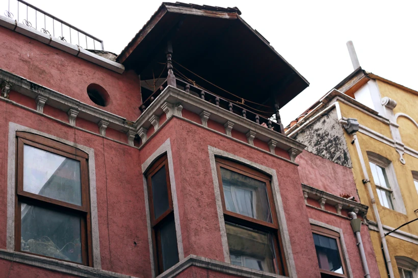 04-nazim-hikmet