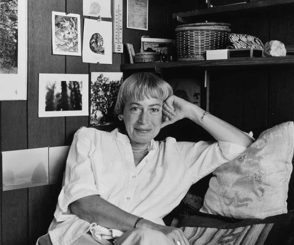 Ursula K. Le Guin: Bilim Kurgu Edebiyatının Bilge Ejderhası