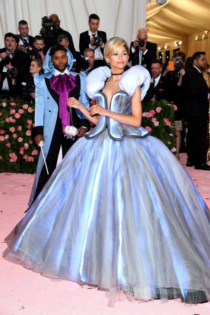 zendaya-attends-the-2019-met-gala-celebrating-camp-notes-on-news-photo-1147432876-1557190691