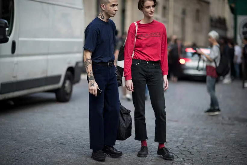 1682690260-what-is-normcore-05