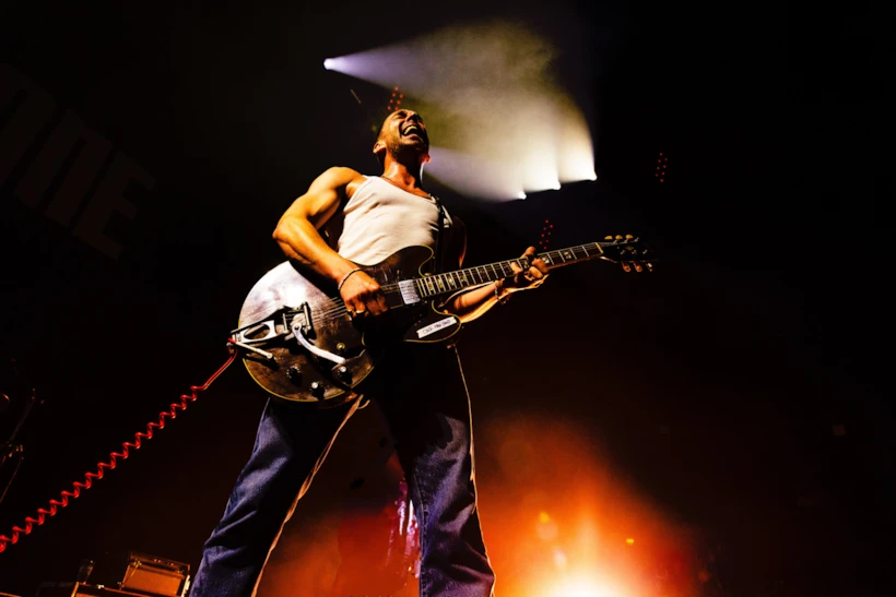miles-kane