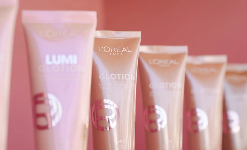 Parlamaya Hazır Mısınız?: L’oreal Paris ile Işıltılı Ciltleri Kutluyoruz