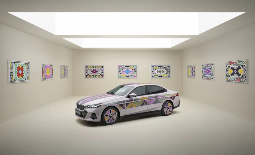 BMW i5 Flow NOSTOKANA: Contemporary İstanbul İçin Geri Sayım