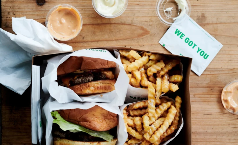 Gasoline Grill: Eski Bir Benzinlikte Dünyanın En İyi Hamburgeri