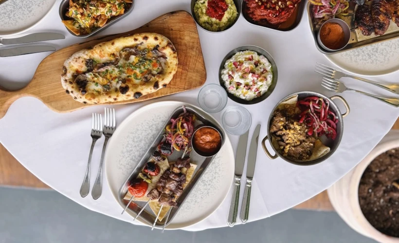 Dafni Ateşbaşı: Daphne ve Apollon’un Hikayesinden Doğan Restoran