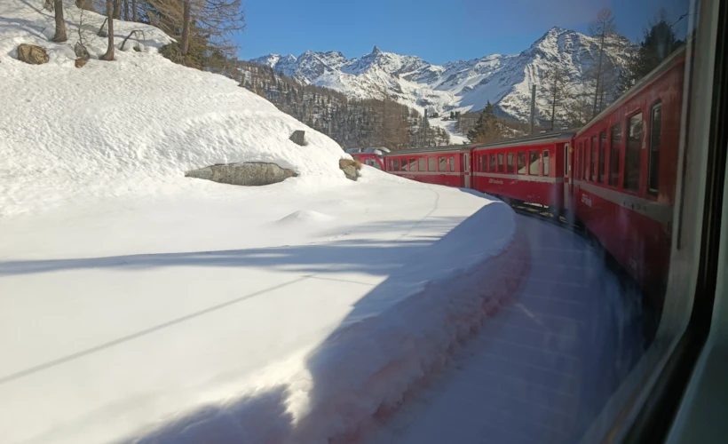 Bernina Express: Alpler’in Büyülü Dünyasına Yolculuk